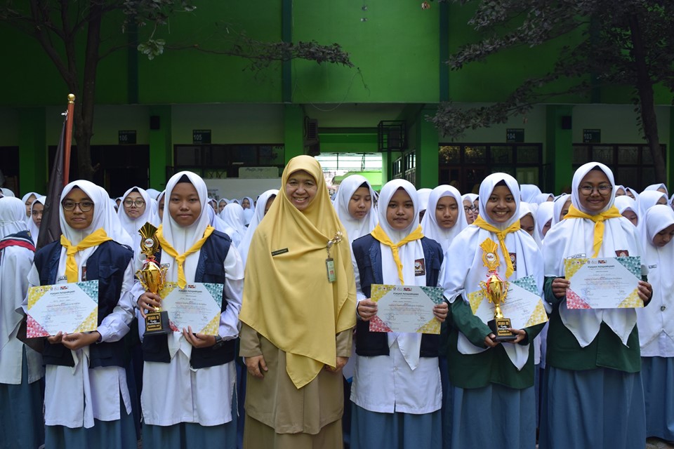 Juara 2 Ajang Karya Relawan Muda (AKARMUDA) IAIN Surakarta