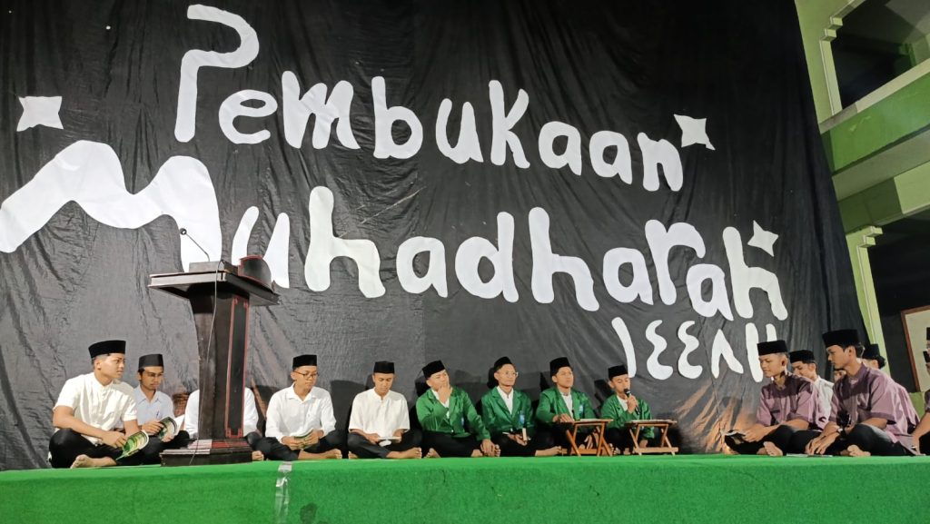 Pembukaan Muhadhoroh, Wadah Pembelajaran Public Speaking Santri Asrama Putra SMA MTA Surakarta